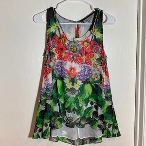 Jennifer Lopez floral‎ necklace tank medium